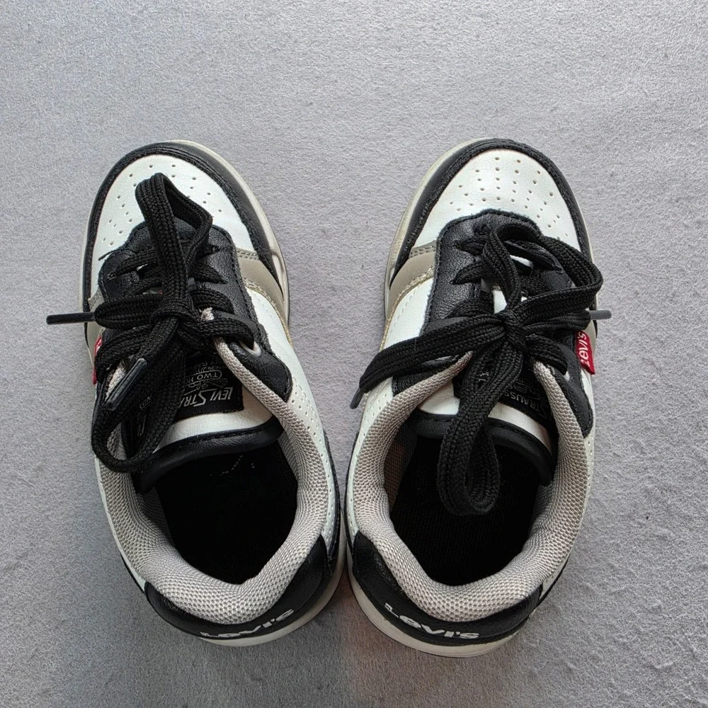 Levi's Kids Low Top Sneakers Black White Grey Size Boy Girl 10M Shoes